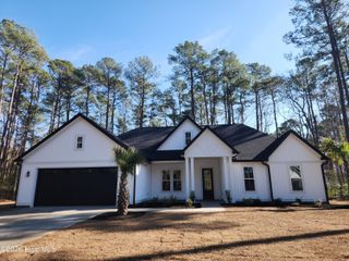 477 Oakwood Drive NW, Calabash, NC 28467