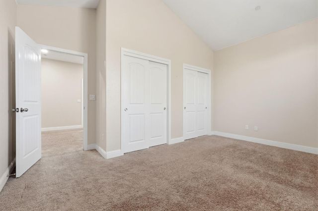 6184 E Pontiac Way, Fresno, CA 93727
