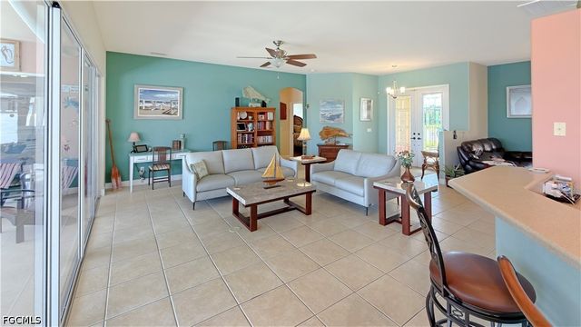 2601 SW 37th ST, Cape Coral, FL 33914