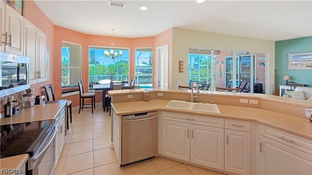 2601 SW 37th ST, Cape Coral, FL 33914