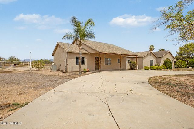 10644 E AMERICAN PRIDE Drive, San Tan Valley, AZ 85143