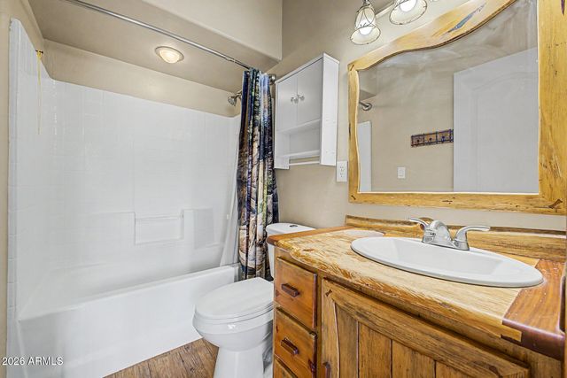 10644 E AMERICAN PRIDE Drive, San Tan Valley, AZ 85143