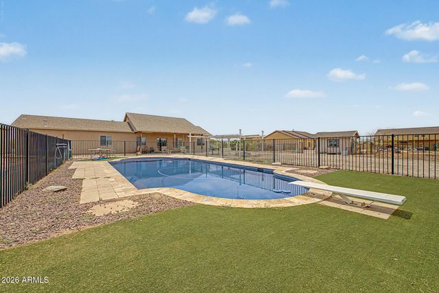10644 E AMERICAN PRIDE Drive, San Tan Valley, AZ 85143