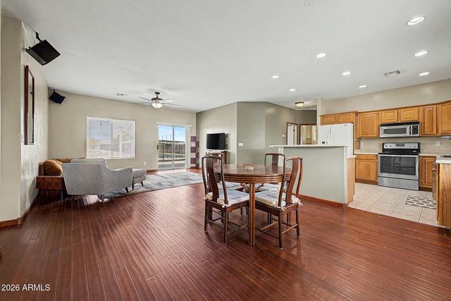 10644 E AMERICAN PRIDE Drive, San Tan Valley, AZ 85143