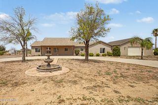10644 E AMERICAN PRIDE Drive, San Tan Valley, AZ 85143