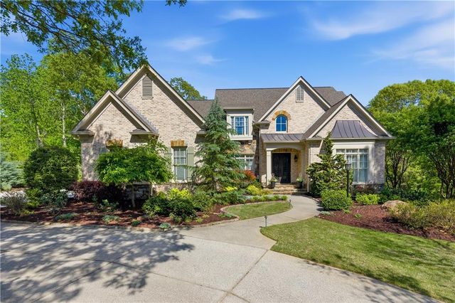 215 Sherwood Pass, Roswell, GA 30075