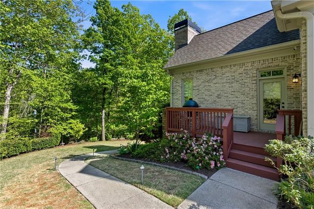 215 Sherwood Pass, Roswell, GA 30075
