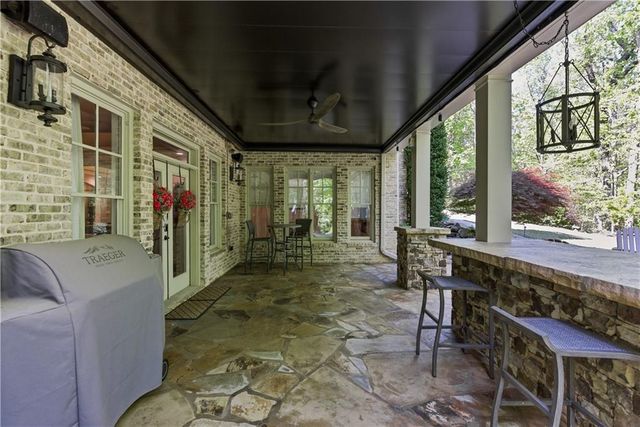 215 Sherwood Pass, Roswell, GA 30075