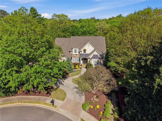 215 Sherwood Pass, Roswell, GA 30075