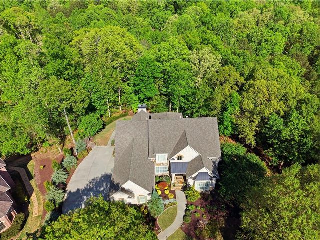 215 Sherwood Pass, Roswell, GA 30075