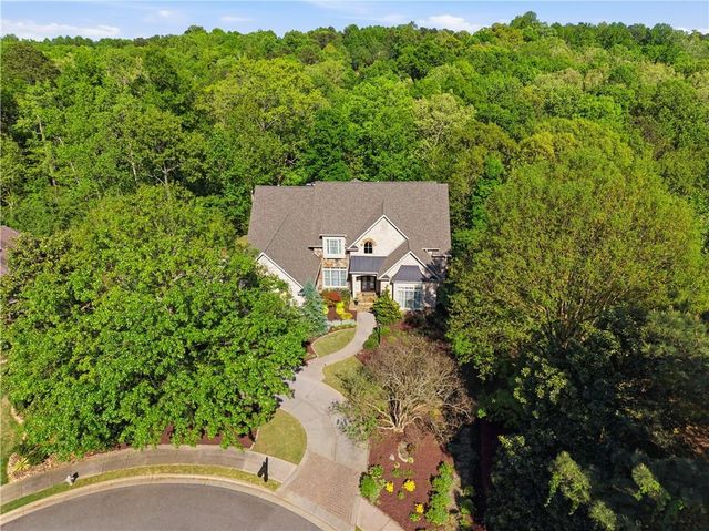 215 Sherwood Pass, Roswell, GA 30075