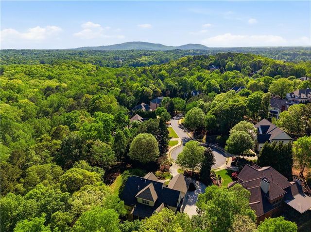 215 Sherwood Pass, Roswell, GA 30075