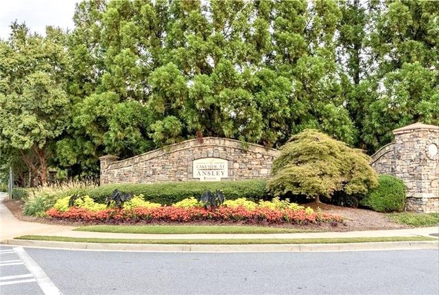 215 Sherwood Pass, Roswell, GA 30075