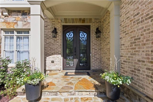 215 Sherwood Pass, Roswell, GA 30075