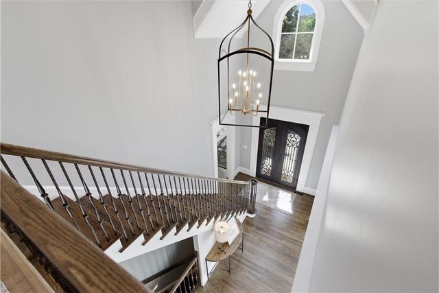 215 Sherwood Pass, Roswell, GA 30075