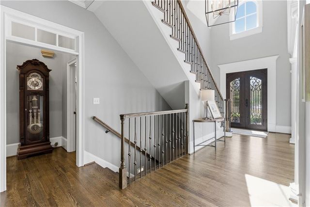 215 Sherwood Pass, Roswell, GA 30075