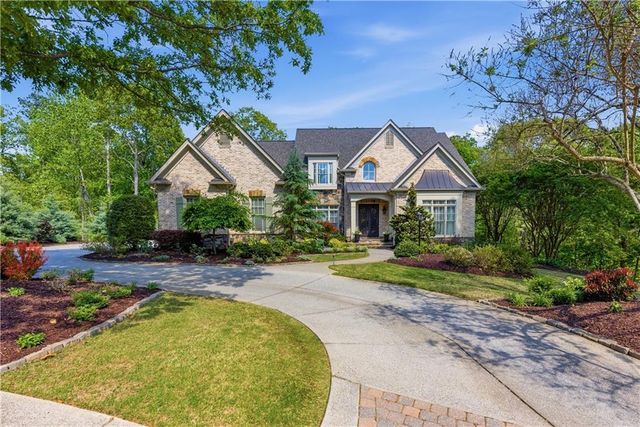 215 Sherwood Pass, Roswell, GA 30075