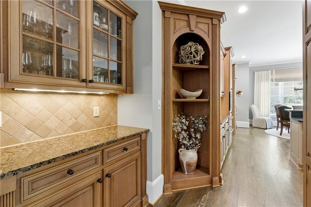 215 Sherwood Pass, Roswell, GA 30075