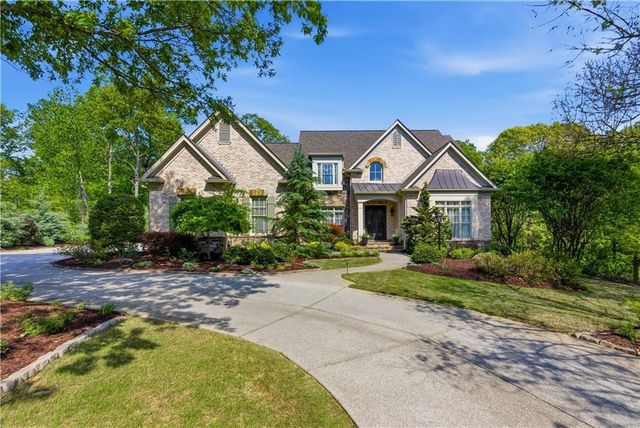 215 Sherwood Pass, Roswell, GA 30075