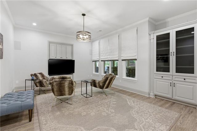 215 Sherwood Pass, Roswell, GA 30075