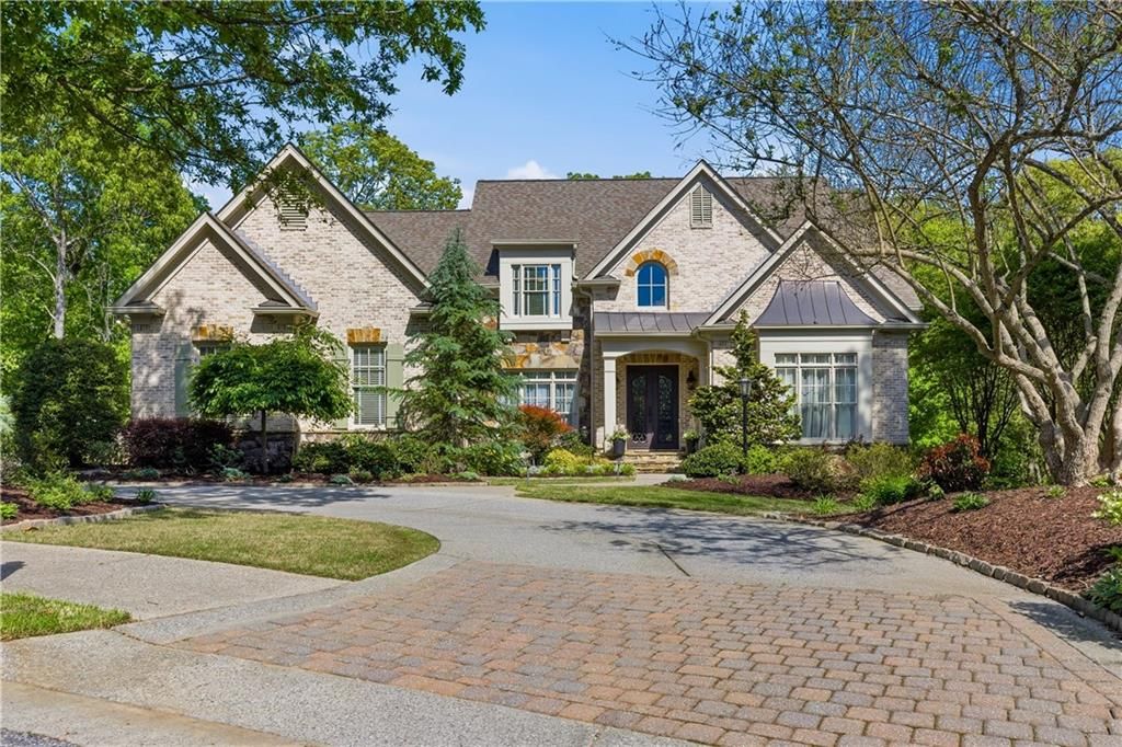 215 Sherwood Pass, Roswell, GA 30075