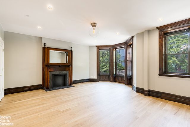 970 PARK Place, New York City, NY 11213