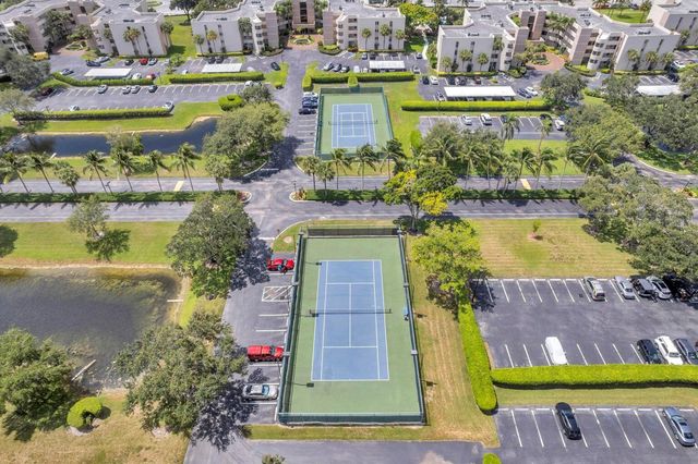 5650 Camino Del Sol 205, Boca Raton, FL 33433