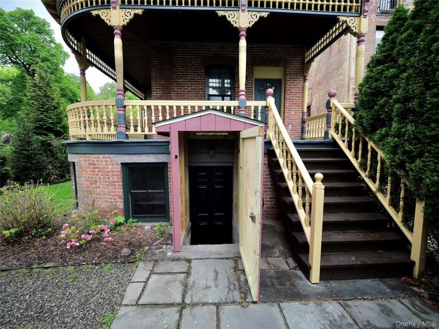 4 Grand Street 1, Newburgh, NY 12550