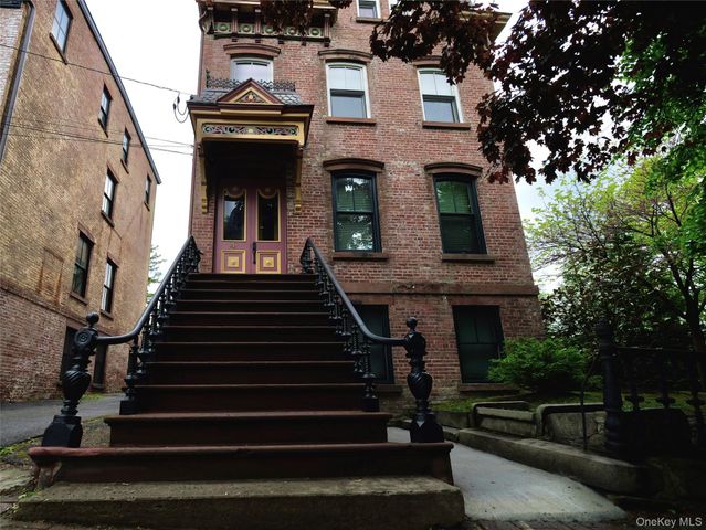 4 Grand Street 1, Newburgh, NY 12550