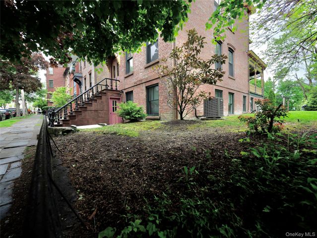 4 Grand Street 1, Newburgh, NY 12550