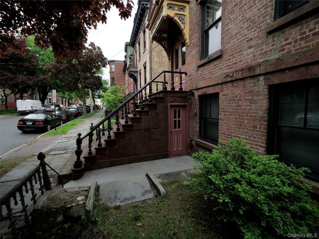 4 Grand Street 1, Newburgh, NY 12550