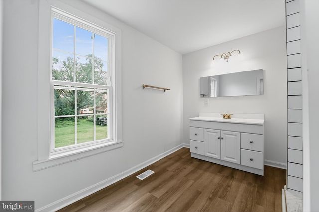 4319 BAYONNE AVE, Baltimore, MD 21206