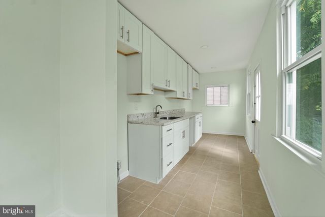 4319 BAYONNE AVE, Baltimore, MD 21206