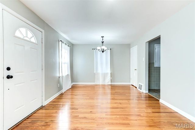 9123 Harold Drive, St Louis, MO 63134