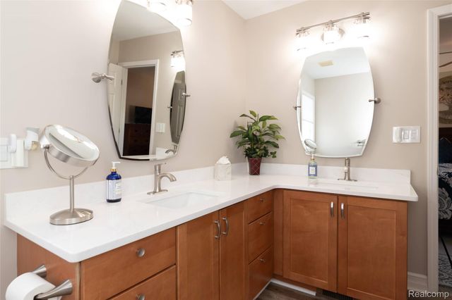 15861 Humphrey Street, Southgate, MI 48195