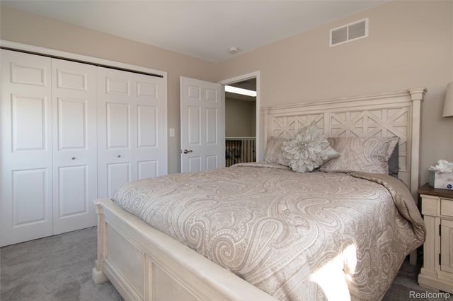 15861 Humphrey Street, Southgate, MI 48195