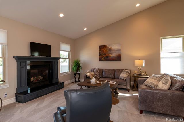 15861 Humphrey Street, Southgate, MI 48195