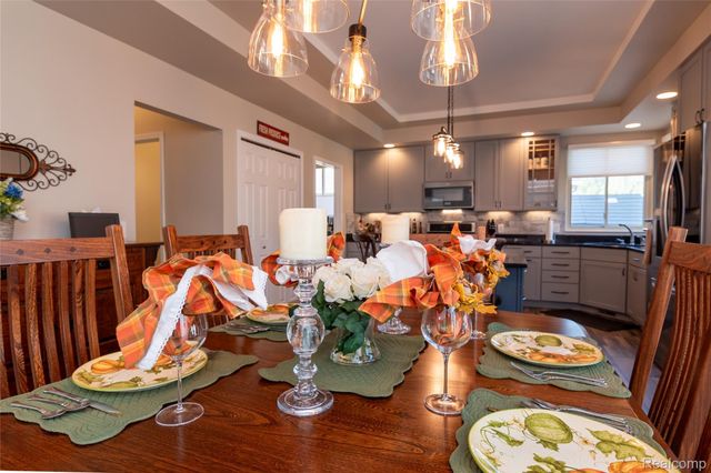 15861 Humphrey Street, Southgate, MI 48195