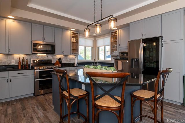 15861 Humphrey Street, Southgate, MI 48195