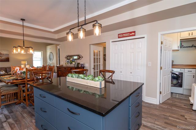 15861 Humphrey Street, Southgate, MI 48195