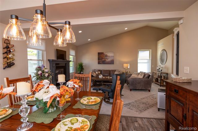 15861 Humphrey Street, Southgate, MI 48195