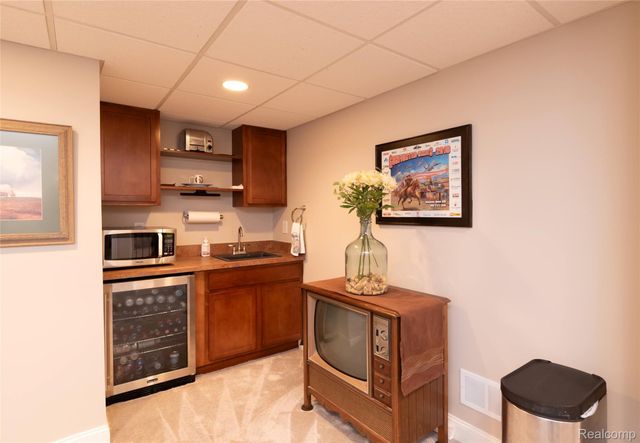 15861 Humphrey Street, Southgate, MI 48195