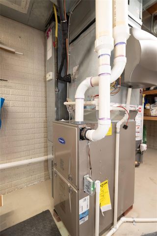 15861 Humphrey Street, Southgate, MI 48195