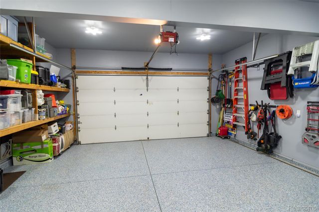 15861 Humphrey Street, Southgate, MI 48195