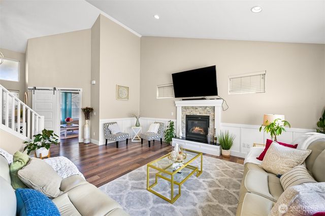 5579 Clearview Dr, Ferndale, WA 98248