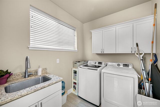 5579 Clearview Dr, Ferndale, WA 98248