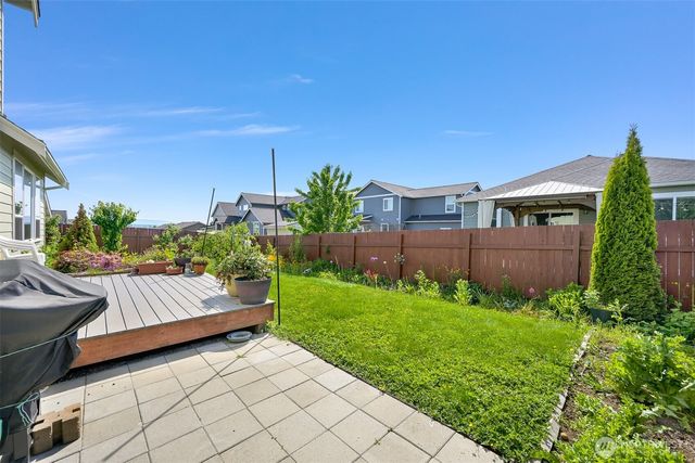 5579 Clearview Dr, Ferndale, WA 98248