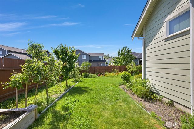 5579 Clearview Dr, Ferndale, WA 98248