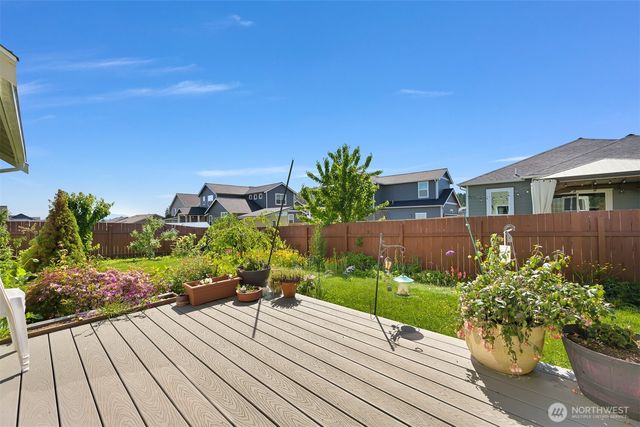 5579 Clearview Dr, Ferndale, WA 98248