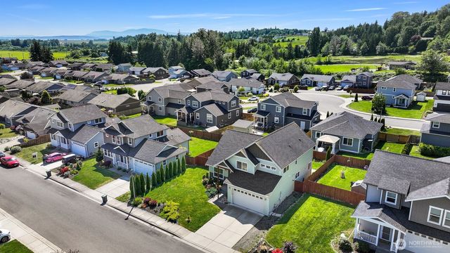 5579 Clearview Dr, Ferndale, WA 98248